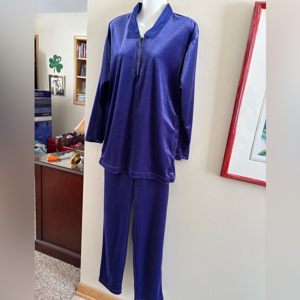Vintage Blast Purple Velour Rhinestone Zipper Leisure Tracksuit Women’s Size S - Picture 3 of 9